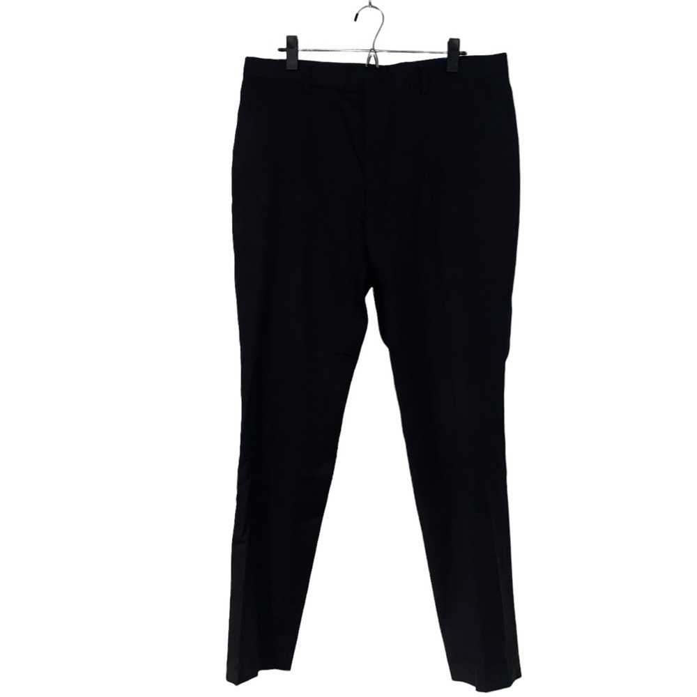 Black dress pant